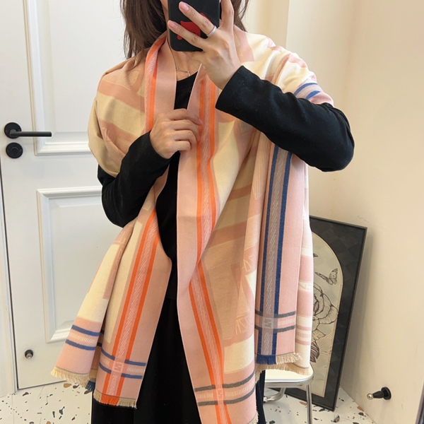 ブランドマフラー細部ディテール